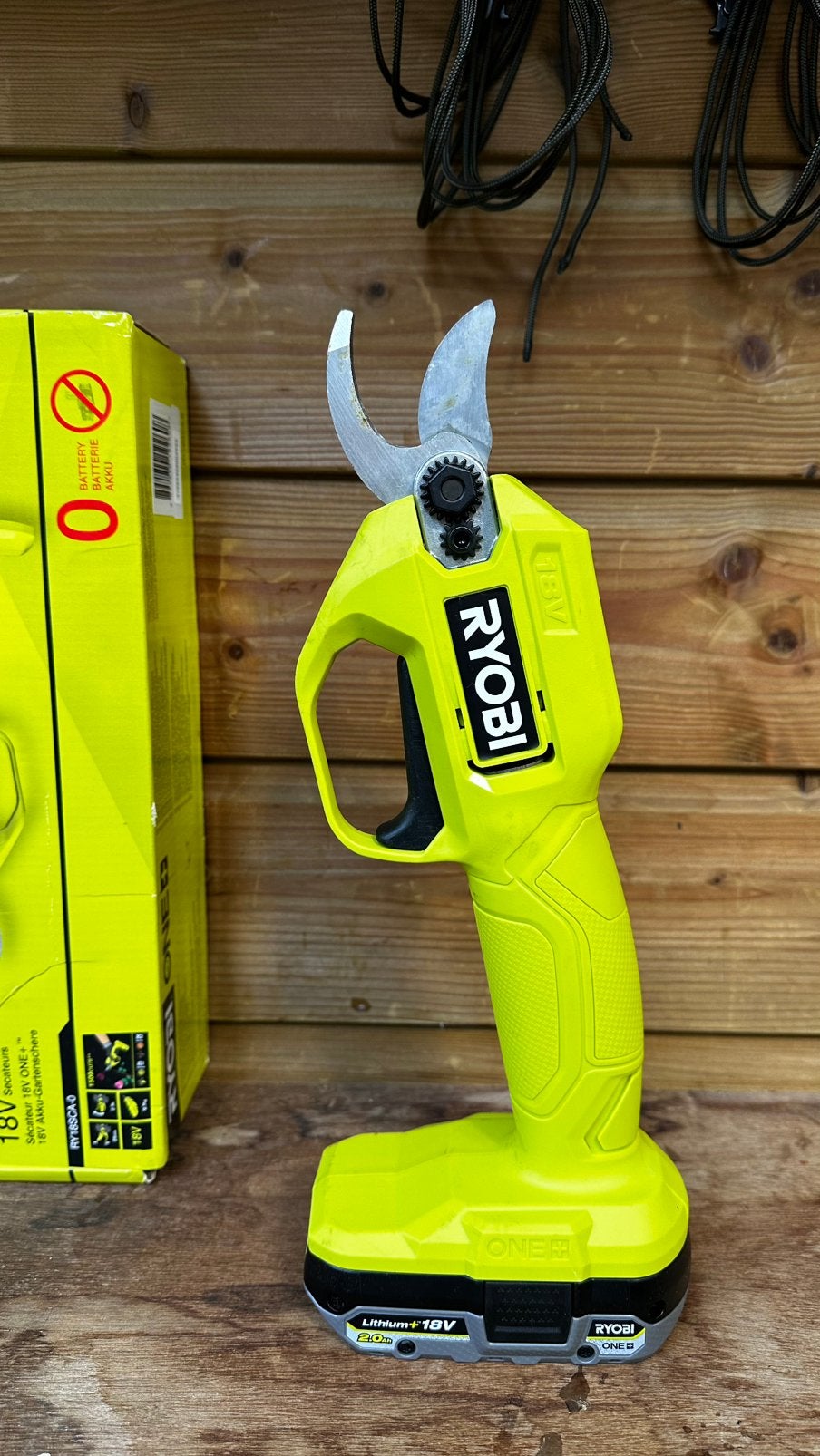 Ryobi RY18SCA-0 18V ONE+ Snoeischaar - Nieuw, Tuin en Terras, Ophalen of Verzenden, Nieuw