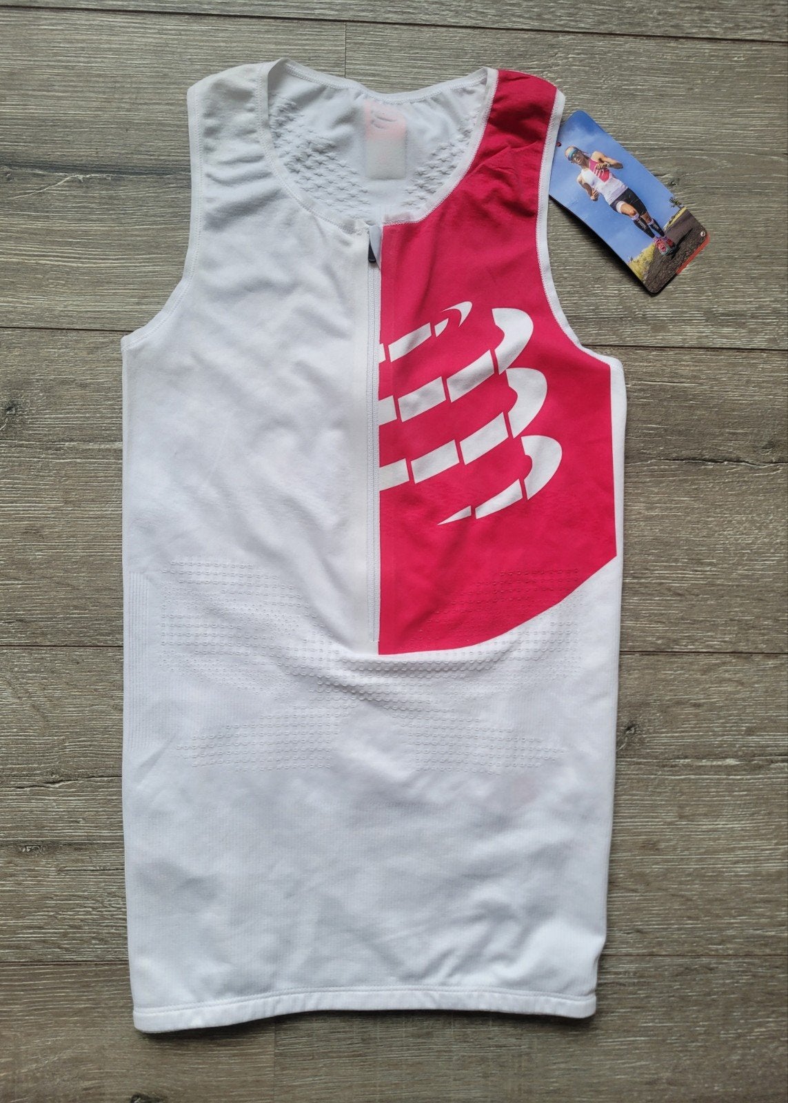 Nieuwe triatlon top Compressport Aero voor dames in maat XS, Wit, Nieuw, Ophalen of Verzenden, Hardlopen of Fietsen