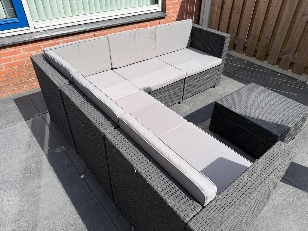 Wicker Loungeset met Kussens en Bijzettafel, Ophalen, 5 zitplaatsen, Zo goed als nieuw, Loungeset