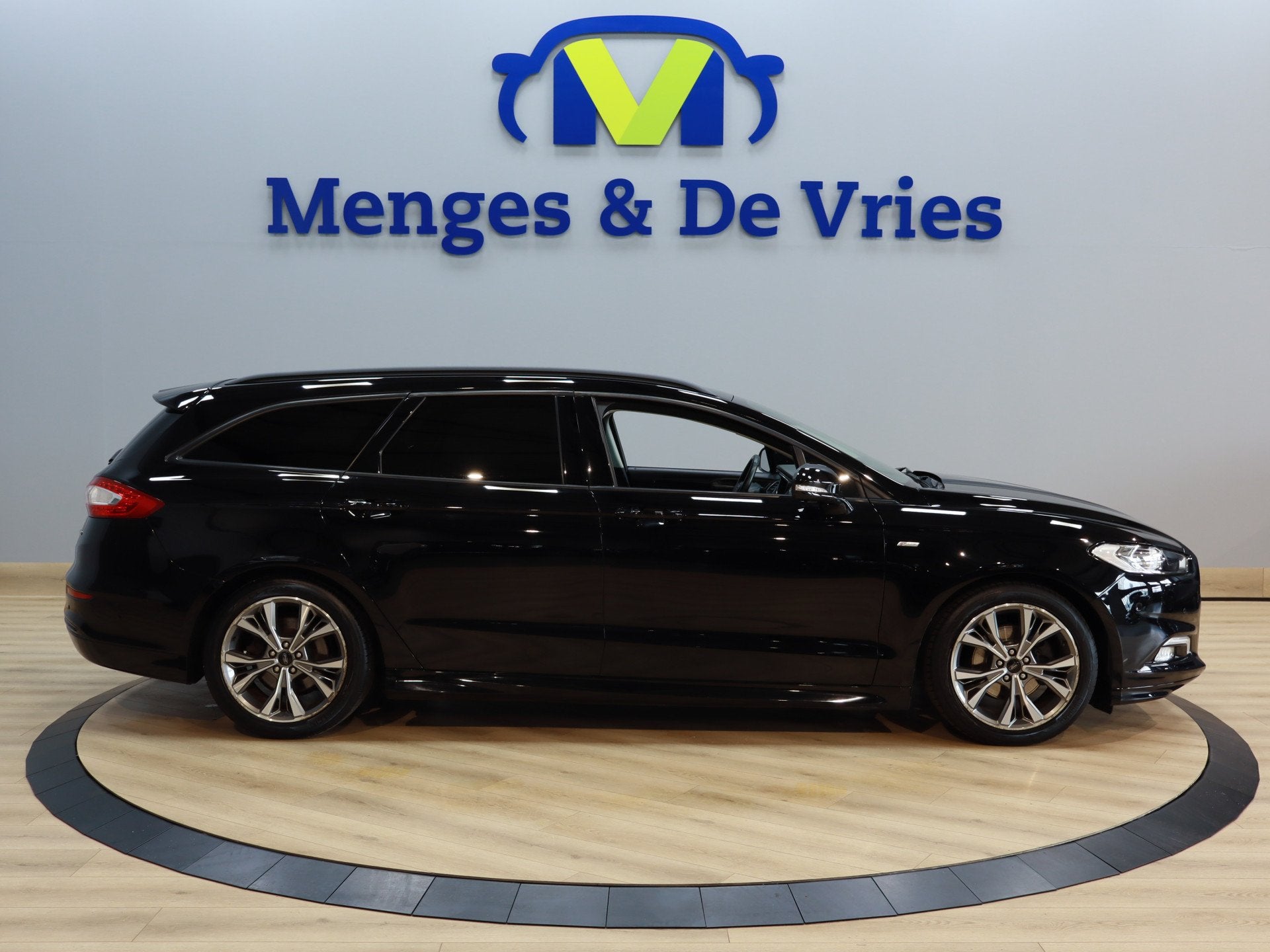 Ford Mondeo Wagon 1.5 ST Line Airco ECC | Trekhaak | Cruise, Auto's, Voorwielaandrijving, 12 maanden, Stof, 160 pk