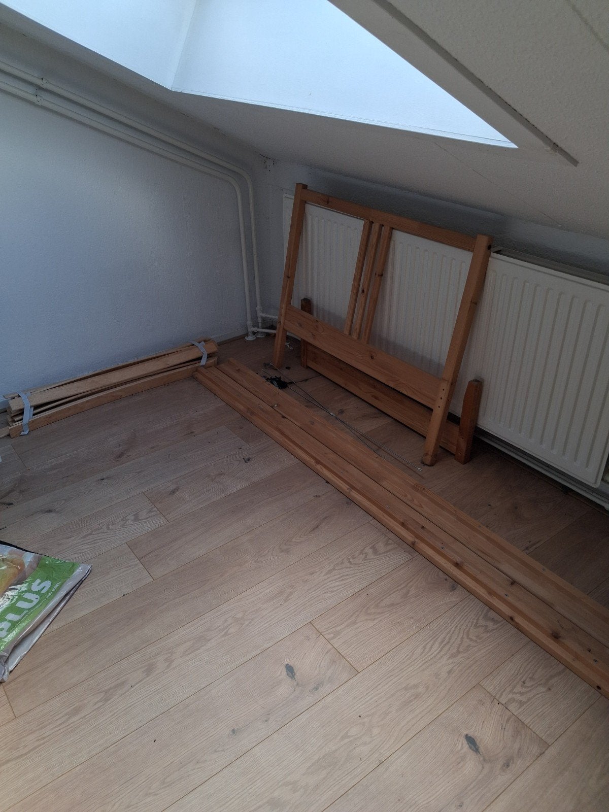 1 persoon bed hout zonder matras, Huis en Inrichting, Ophalen, Eenpersoons, Hout, 90 cm