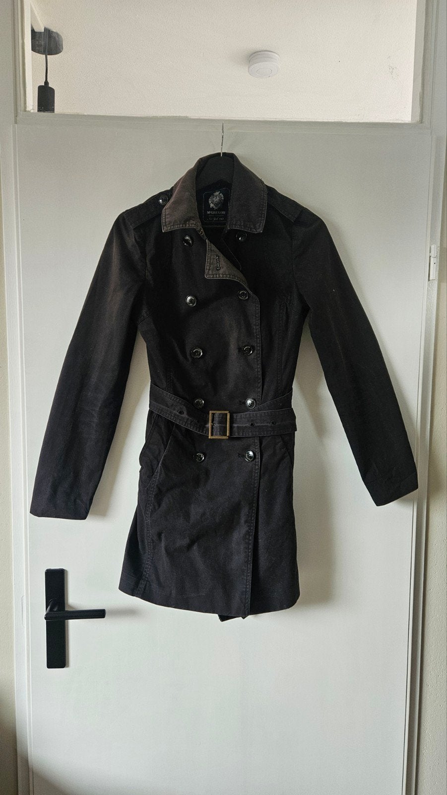 Trenchcoat McGregor zwart XS / S, Kleding | Dames, McGregor, Zwart, Ophalen of Verzenden, Zo goed als nieuw