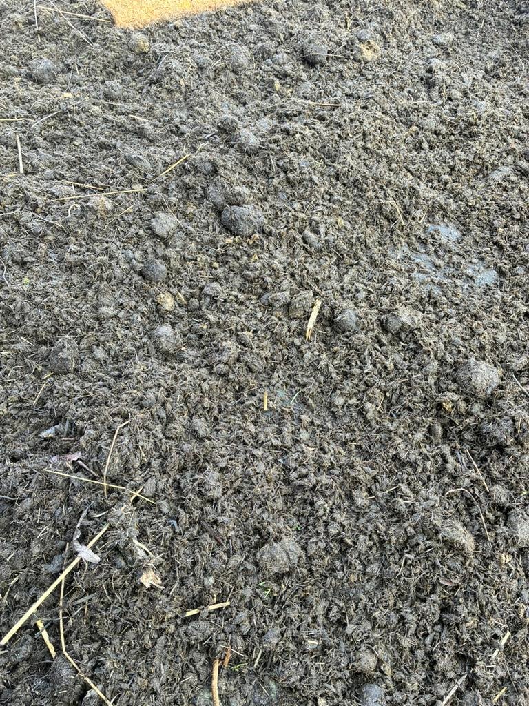Fijne Paardenmest moestuin mest, Ophalen