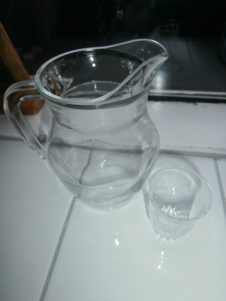 Waterkan glas kan wijn  water glaasje wijnkan glazen karaf, Ophalen of Verzenden, Zo goed als nieuw, Waterglas