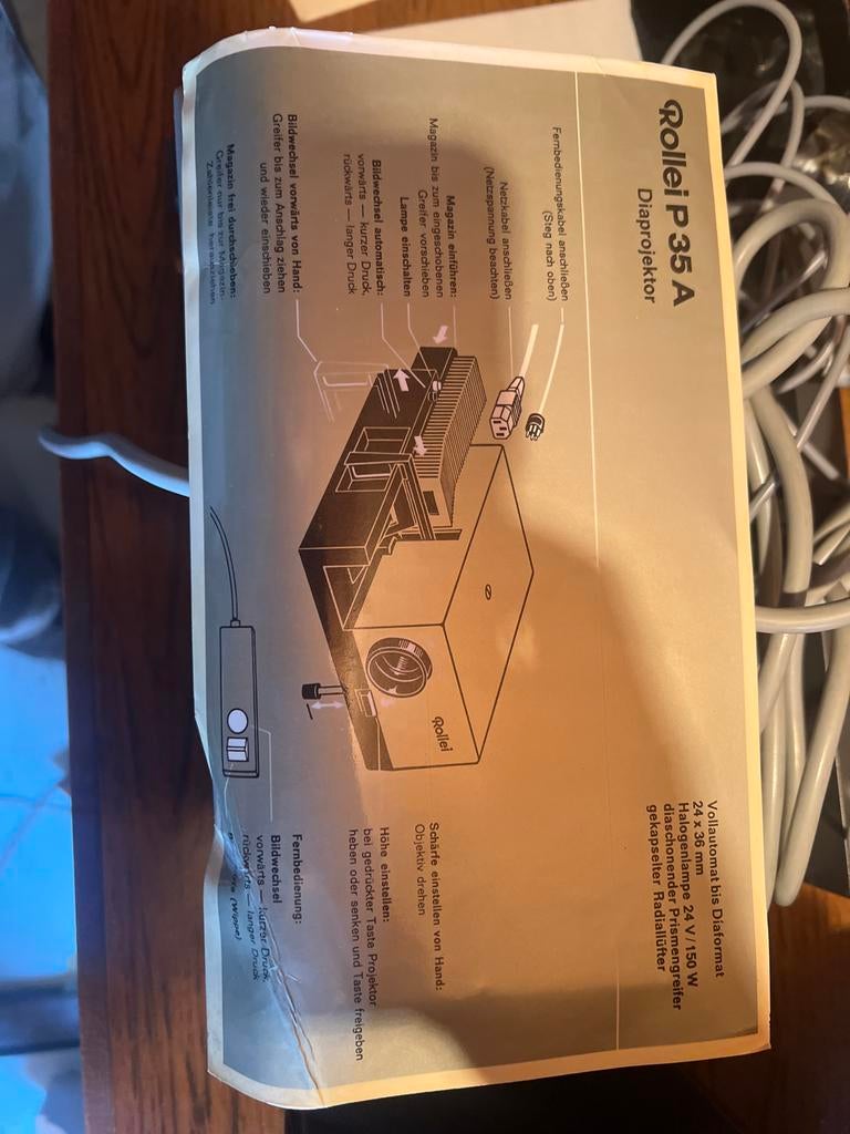 Rollei diaprojector P35A met diadoek, Ophalen of Verzenden, Gebruikt, Met scherm