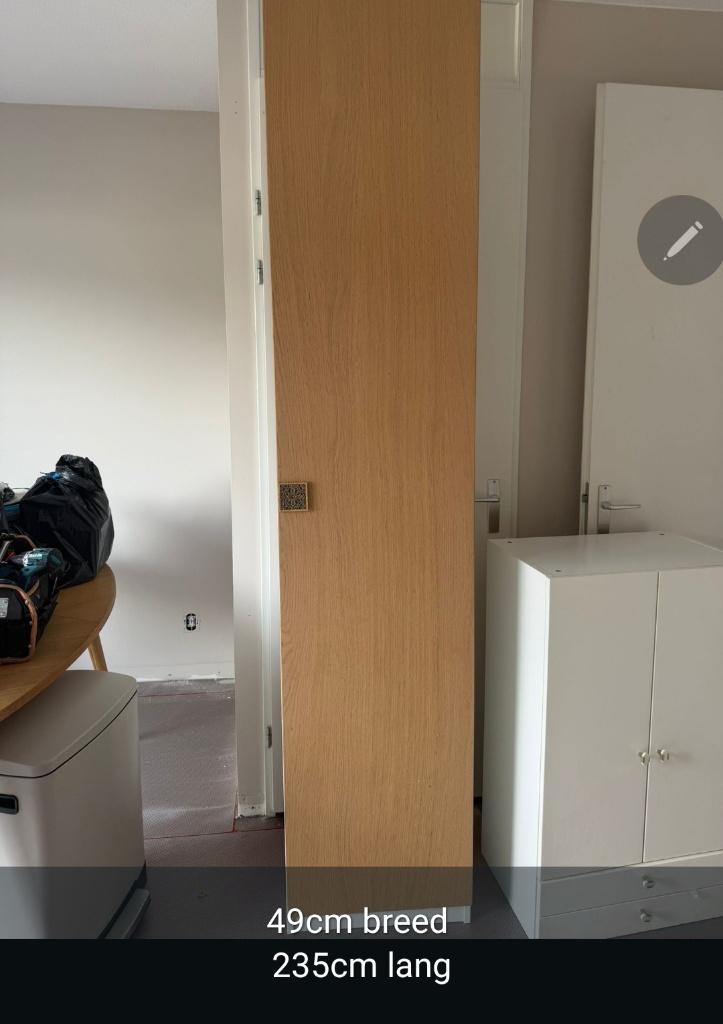 Jassen en schoenen Kast, Ophalen, Zo goed als nieuw