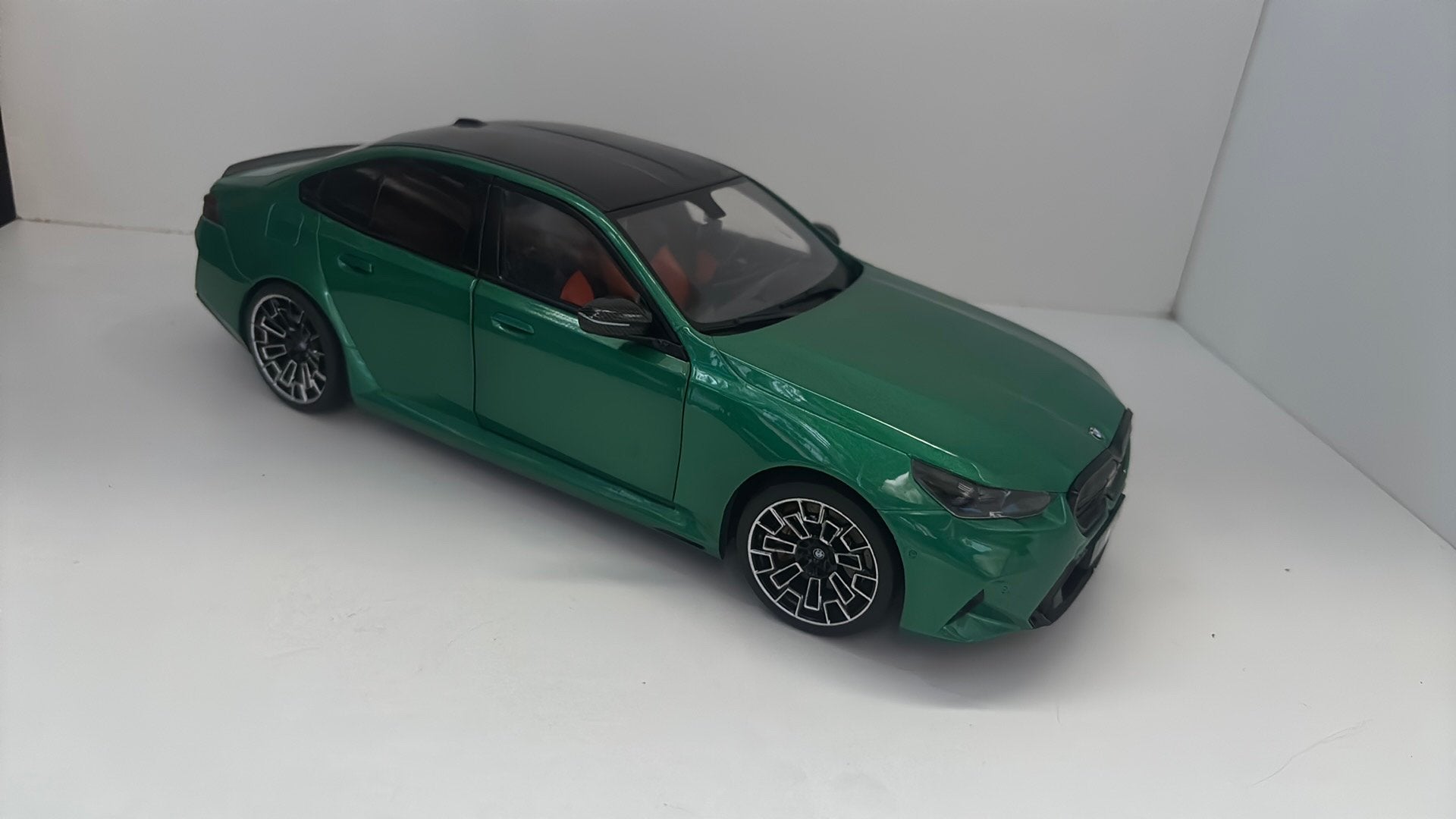 Bmw m5 solido 1.18, Hobby en Vrije tijd, Modelauto's | 1:18, Solido, Ophalen of Verzenden, A, A