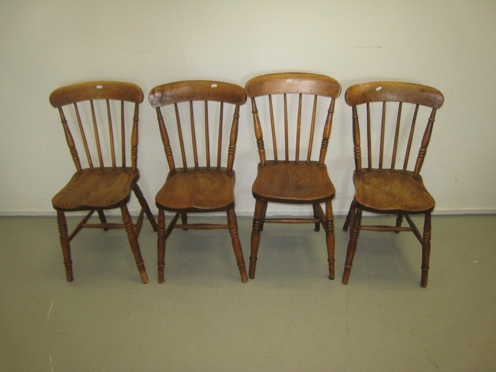 Set van 4 Engelse Windsor stoelen