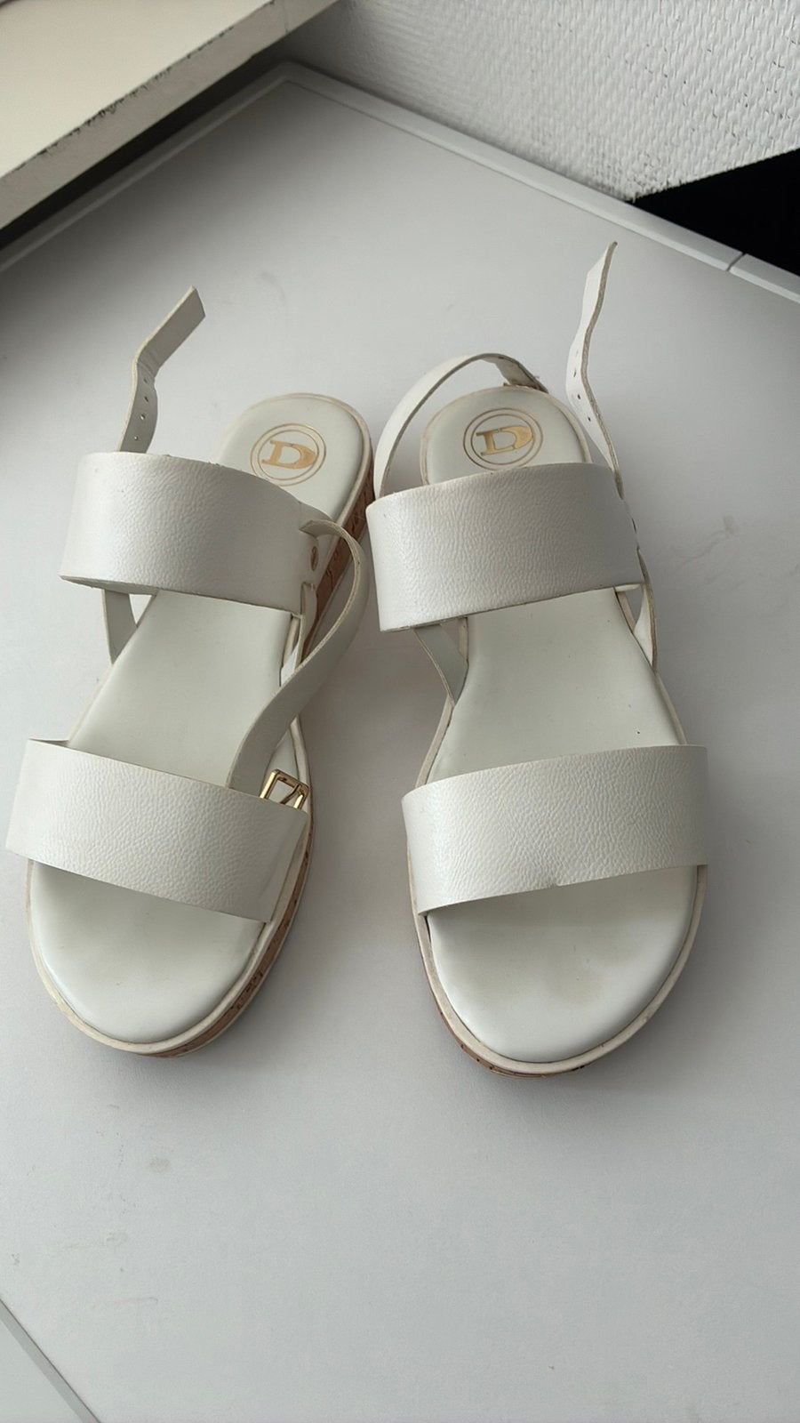 Dune london sandalen, Ophalen of Verzenden, Zo goed als nieuw, Wit, Sandalen of Muiltjes