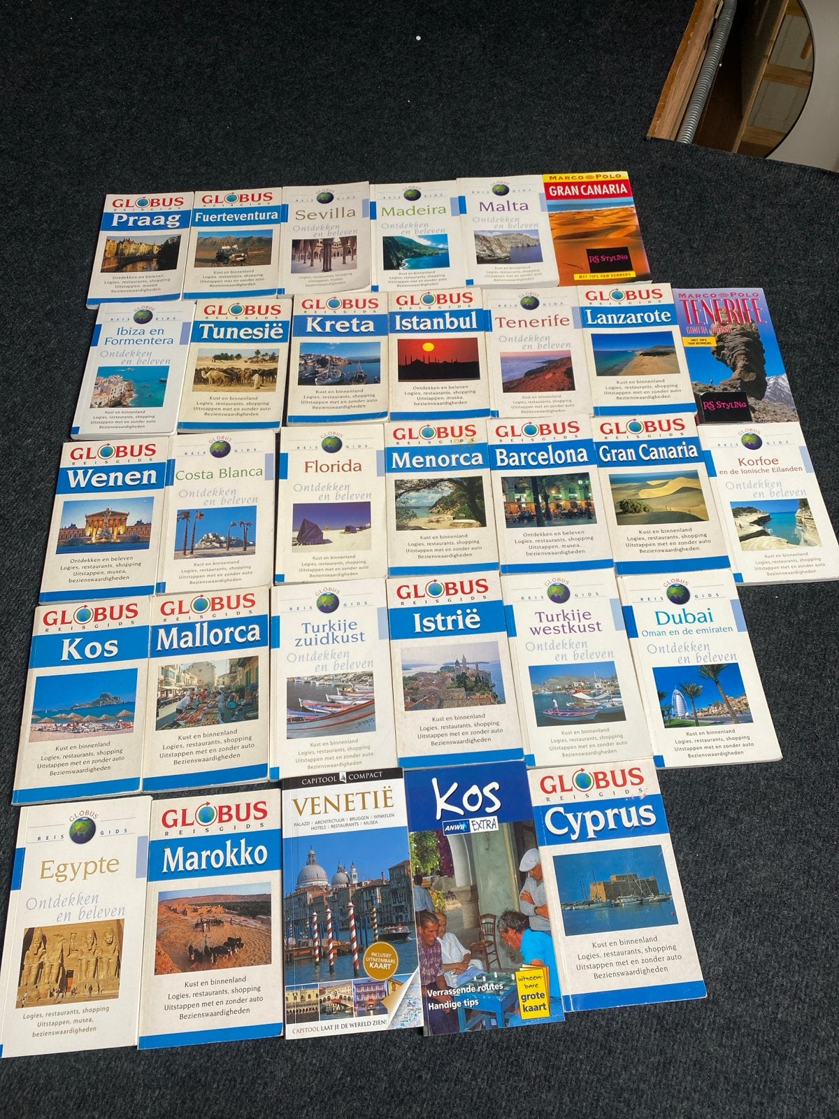 Grote collectie reisboekjes: Globus, Capitool, Marco Polo, Capitool, Europa, Reisgids of -boek, Ophalen