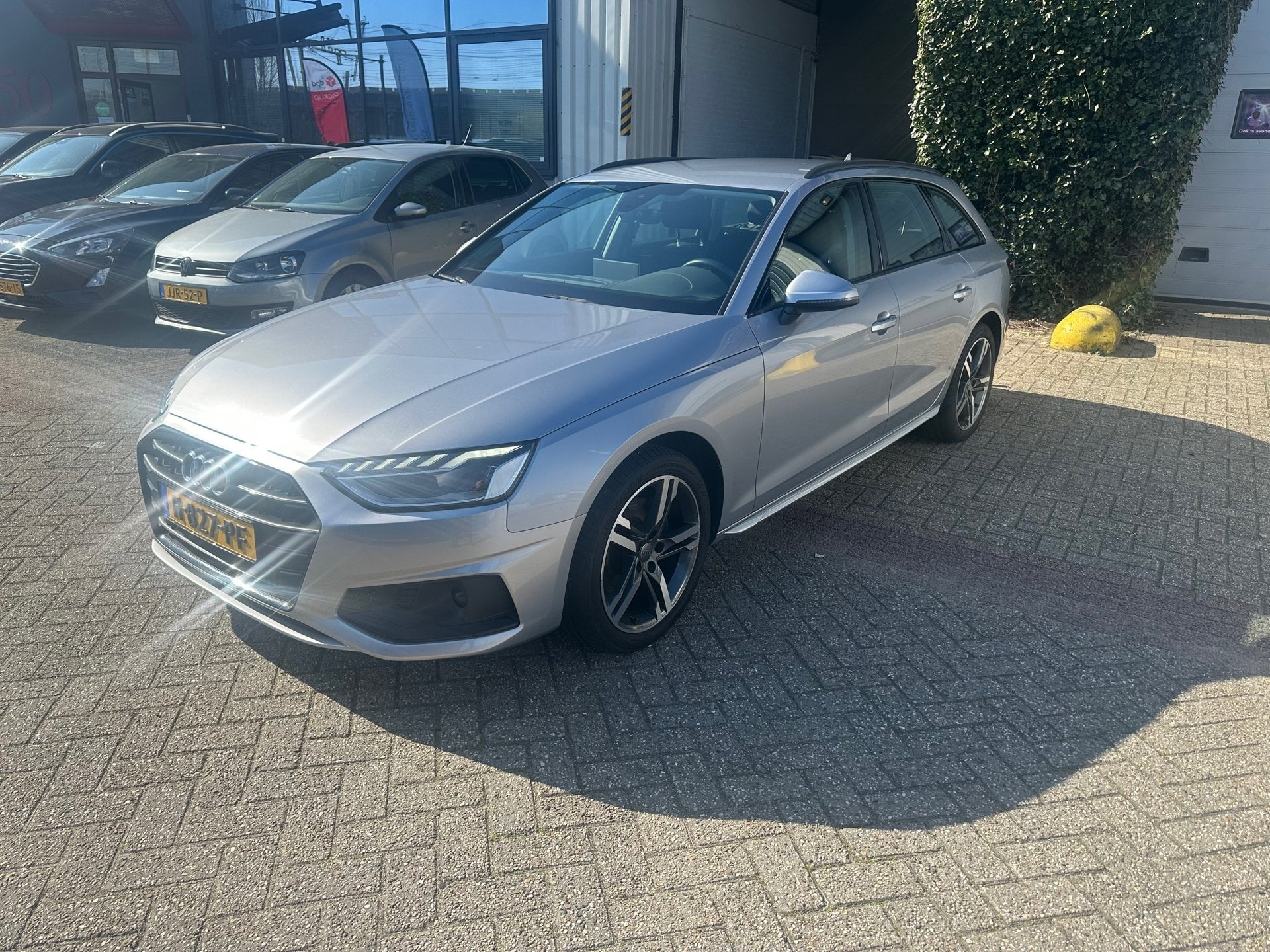 Audi A4 Avant 35 TFSI Launch edition Business, 1.Hand NL Aut, Auto's, Audi, Dealer onderhouden, Gebruikt, Euro 6, 4 cilinders