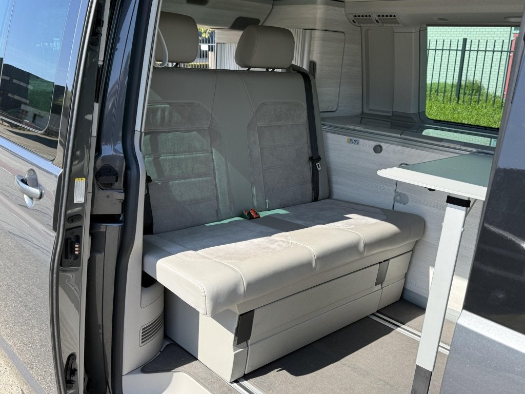 Volkswagen T6 California Ocean Edition 4X4 199PK 2018, Automaat, Airbags, Volkswagen, Bedrijf