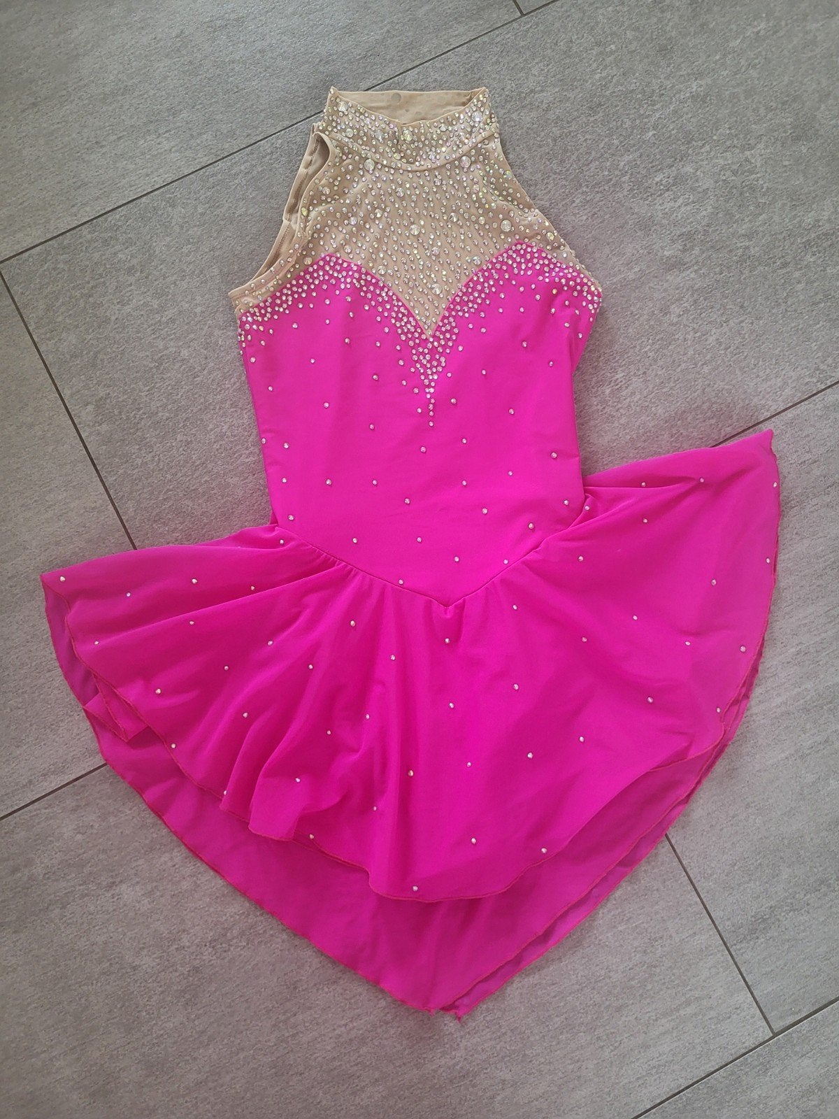 Kunstschaatsjurk roze met steentjes maat 146/152, Ophalen of Verzenden, Roze, Maat 34 (XS) of kleiner, Boven de knie