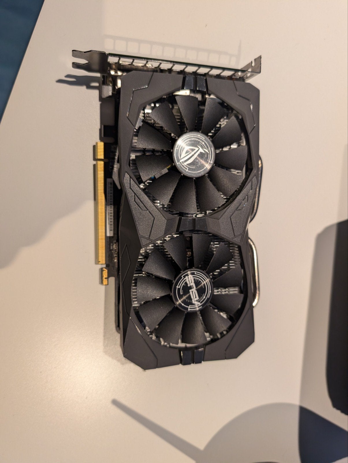 ASUS ROG Strix RX 560 4G Gaming Videokaart, Computers en Software, Videokaarten, PCI-Express 3, Gebruikt, AMD, HDMI