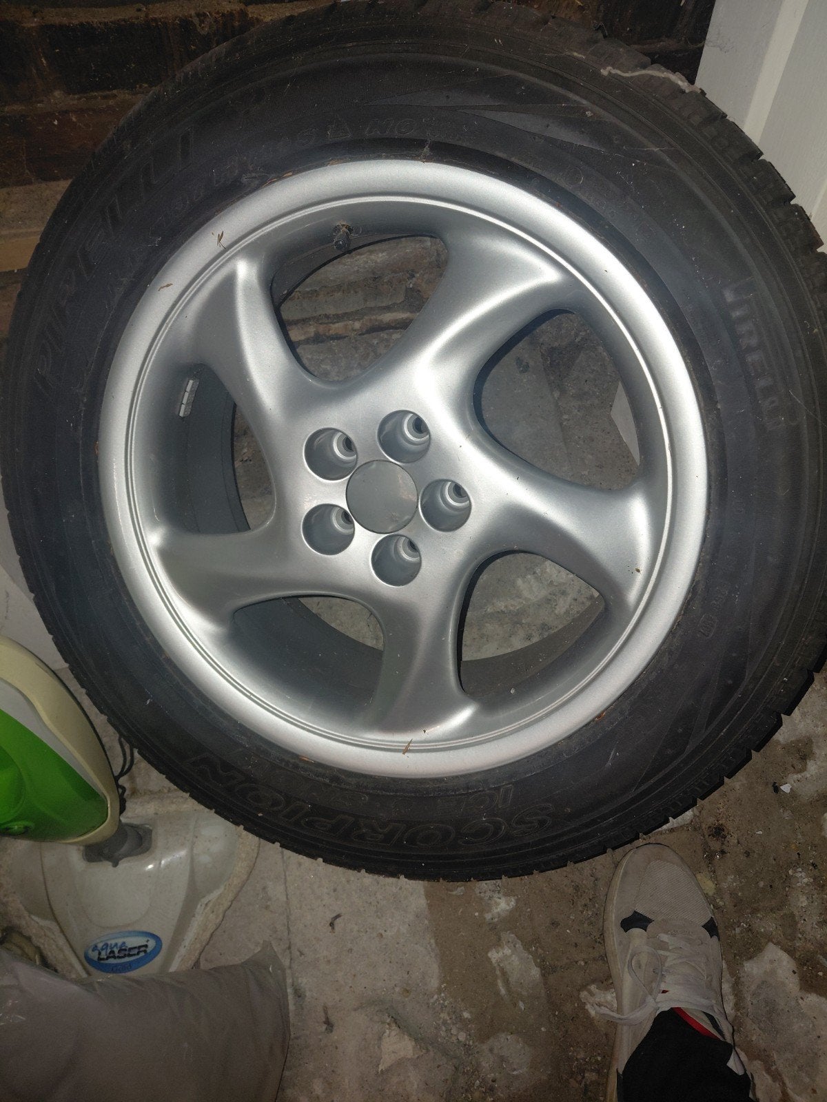 Mercedes GLC wiel 18 inch, Ophalen