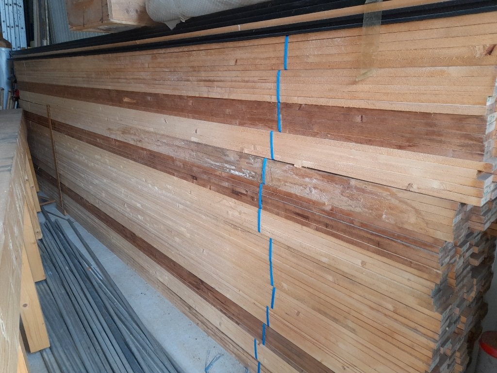Partij vuren plafondschroten, Ophalen, Minder dan 25 mm, Nieuw, Plank