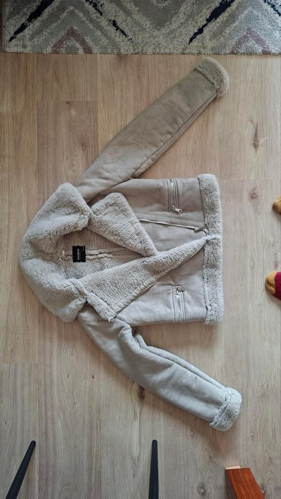 Pull & Bear jas met teddy voering, Beige, Ophalen of Verzenden, Zo goed als nieuw, Maat 36 (S)