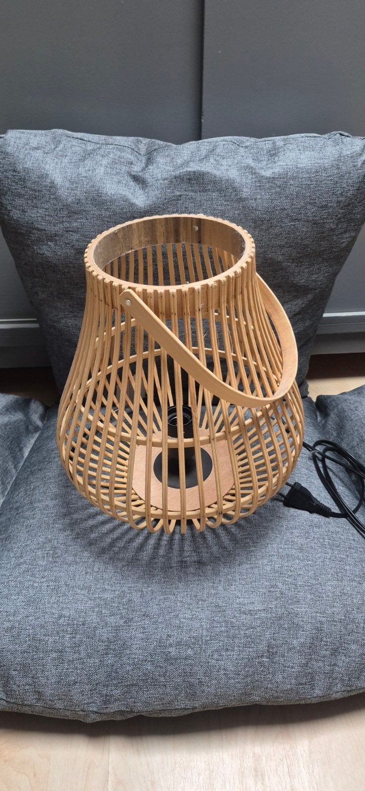 Bamboe tafellamp met handvat, Zo goed als nieuw, Hout, Bruin, E27 (groot)