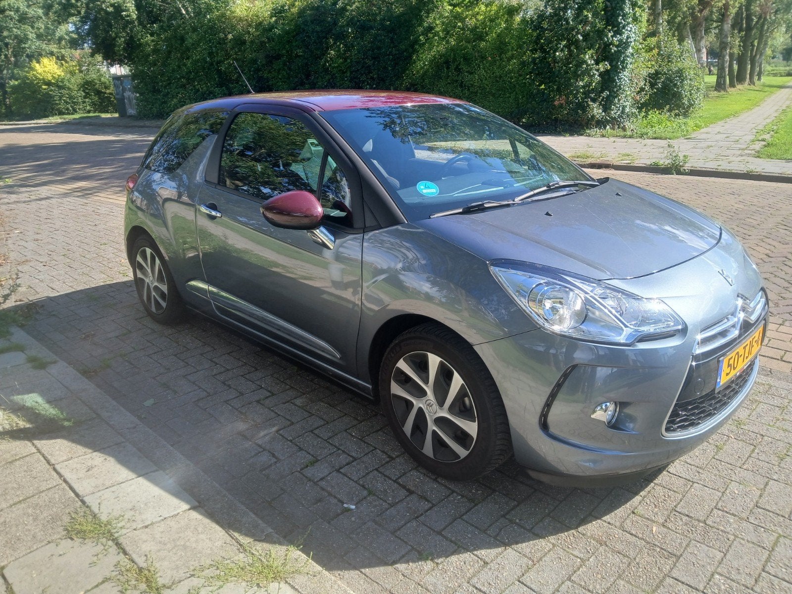Citroën DS3 1.6 Hdif 2012 Grijs, Auto's, Voorwielaandrijving, Zwart, 4 cilinders, Origineel Nederlands