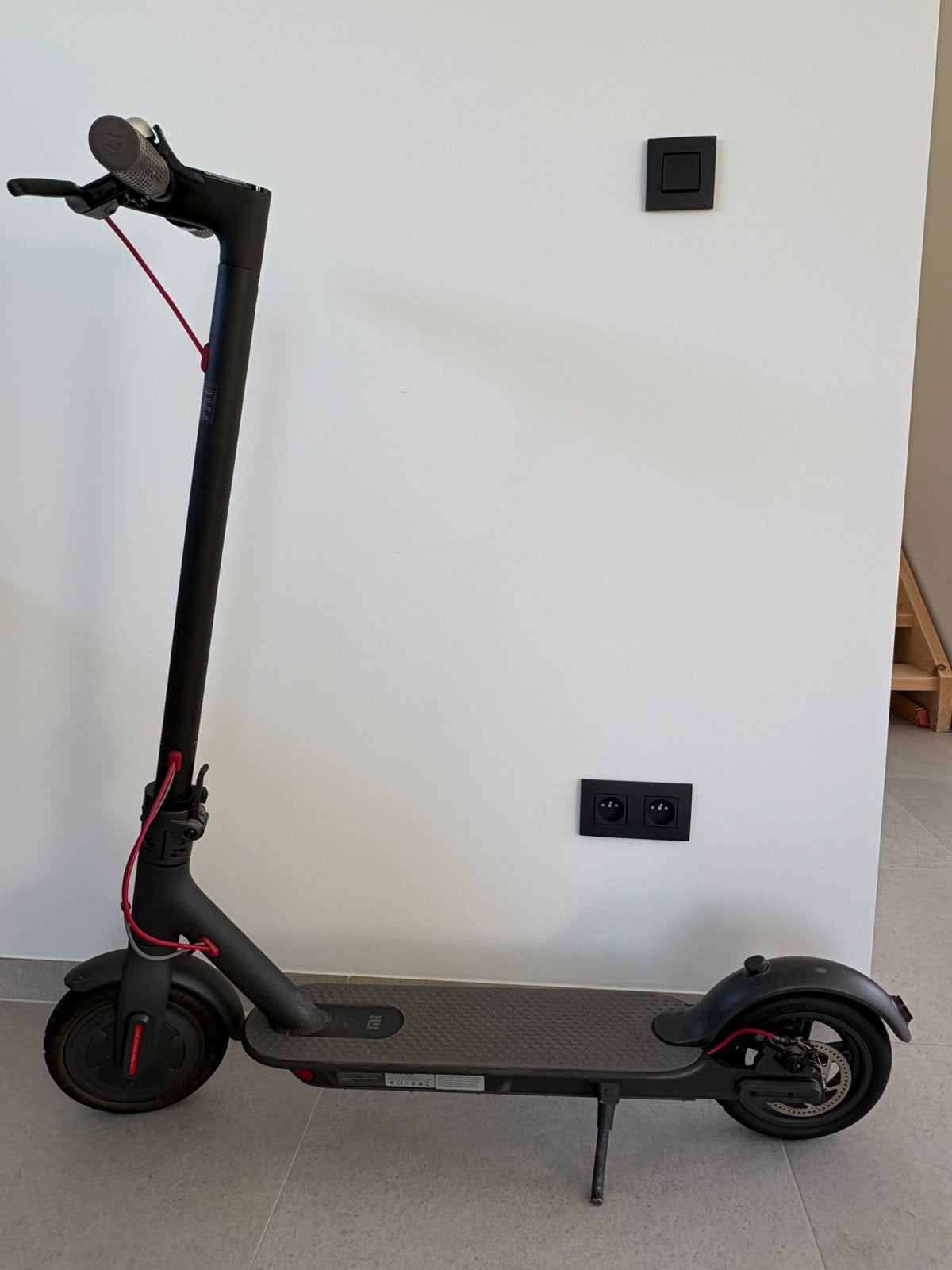 Elektrische step zeer goede staat, Ophalen, Zo goed als nieuw, Elektrische step (E-scooter)