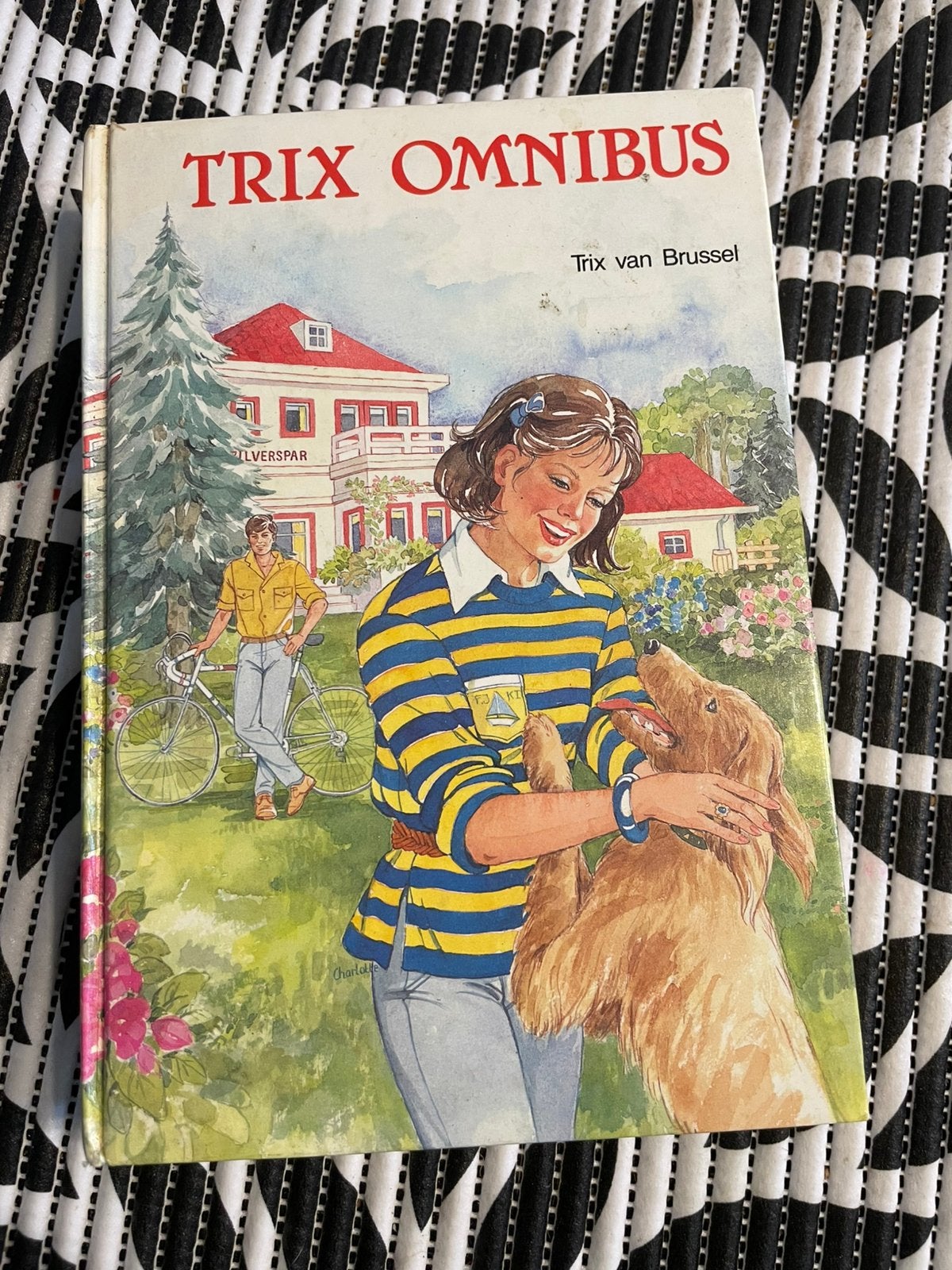 Trix Omnibus boek, Boeken, Ophalen of Verzenden, Gelezen