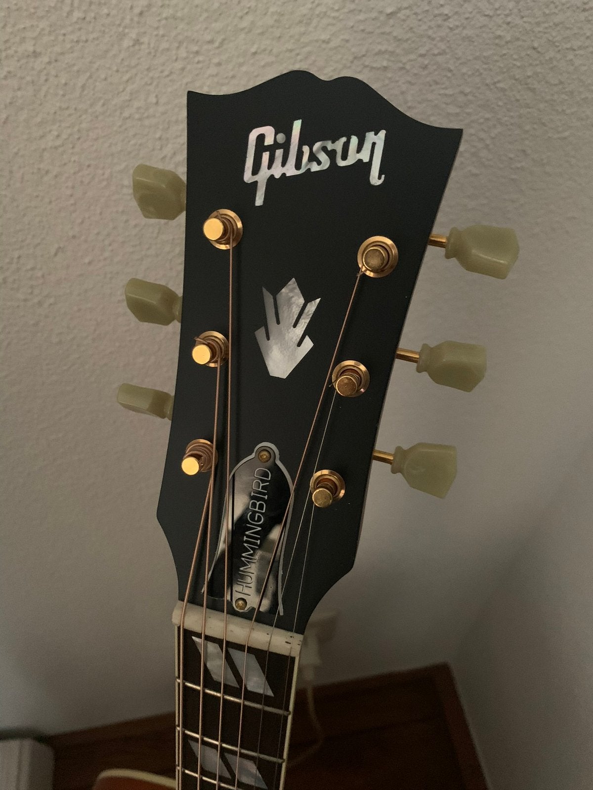 Foto 13 van Gibson Hummingbird Faded