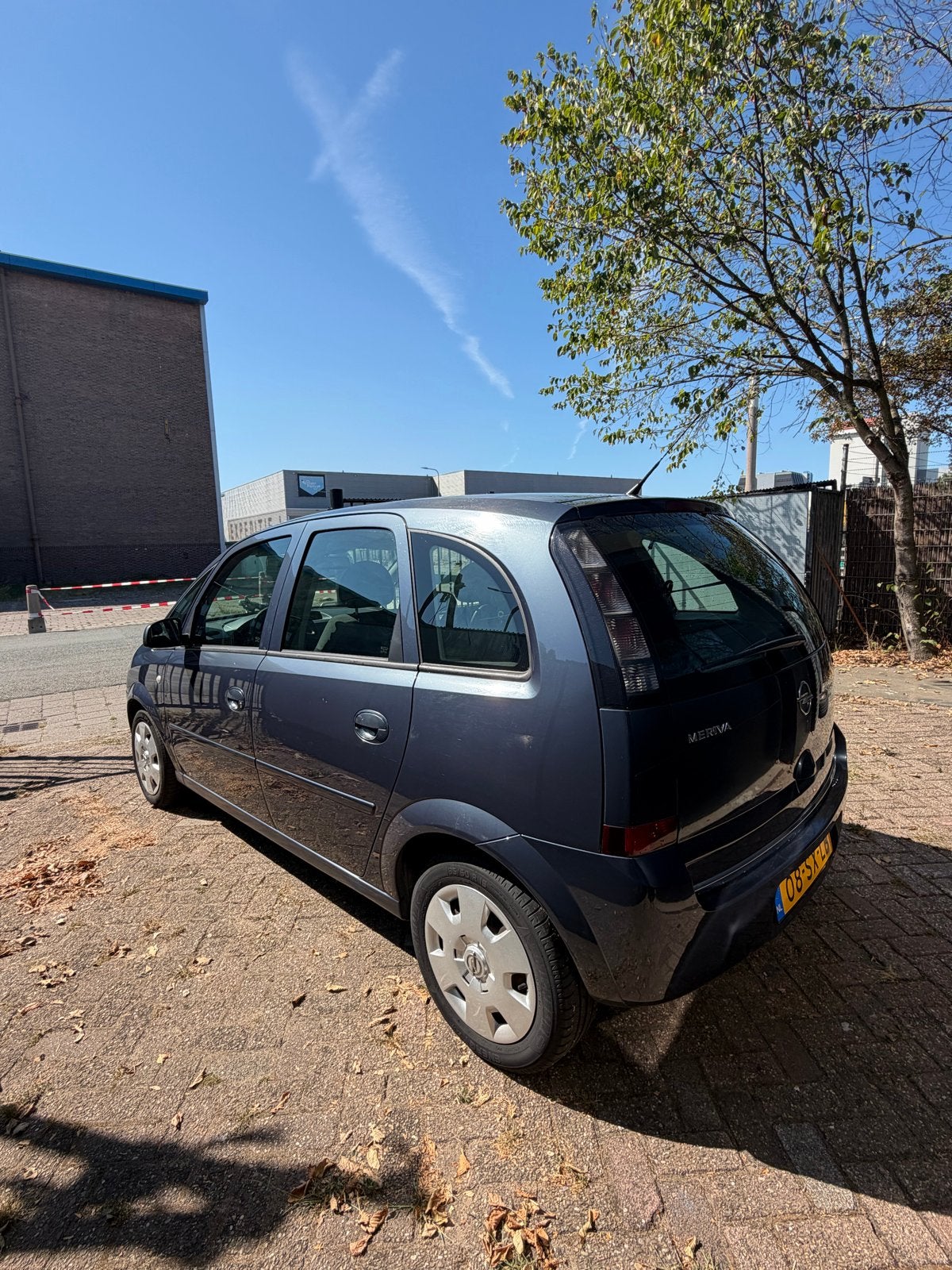 Opel Meriva 1.6 2006 APK 02/06/2027 AIRCO TREKHAAK, Auto's, Voorwielaandrijving, 15 km/l, 4 cilinders, Origineel Nederlands