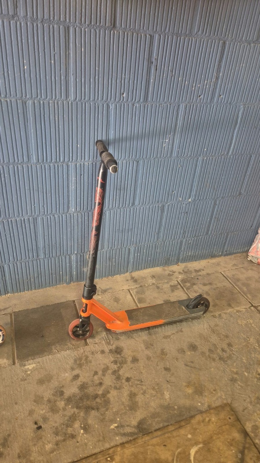 Oranje stunt step, Fietsen en Brommers, Ophalen, Gebruikt, Gewone step, Decathlon