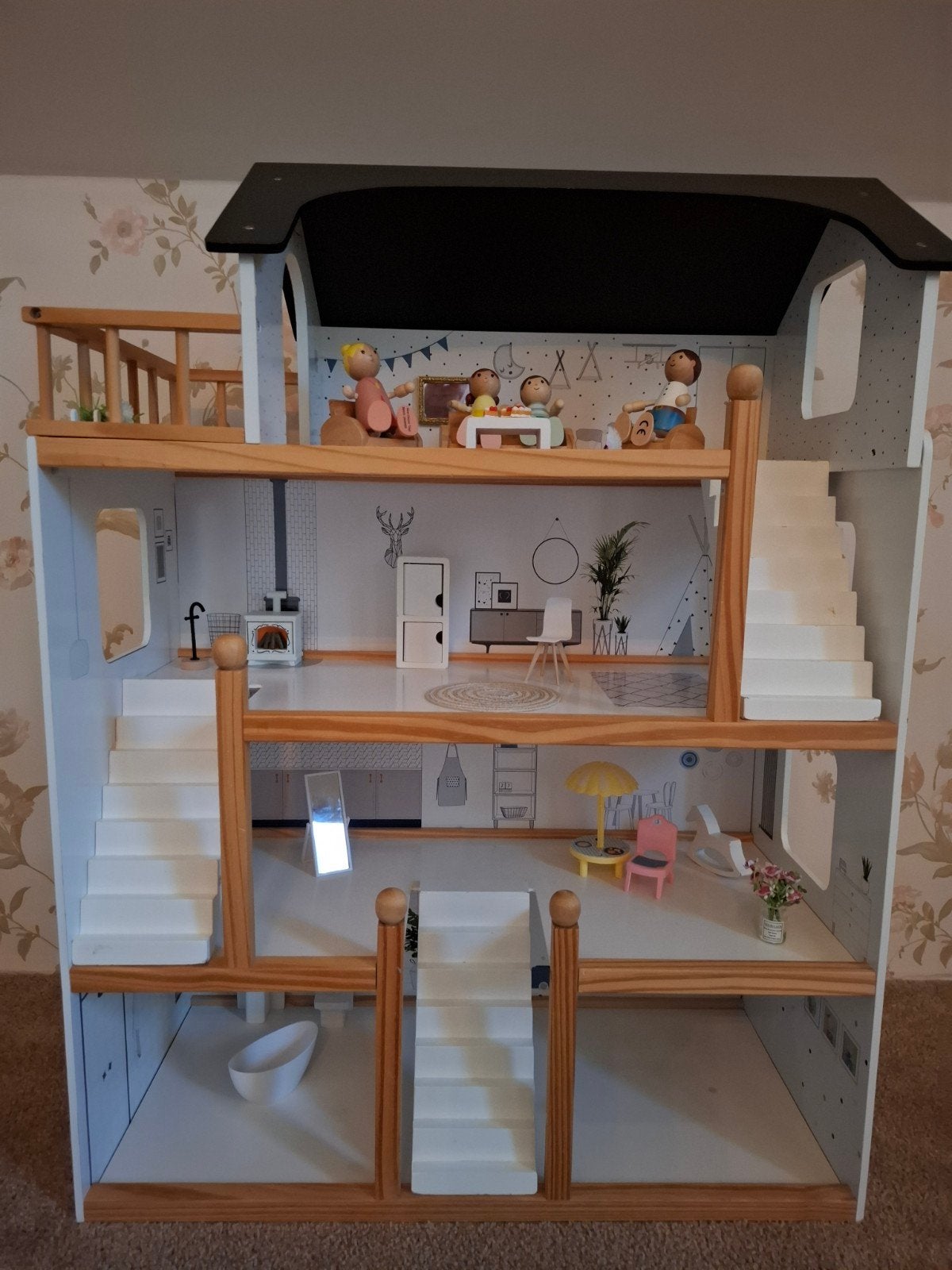 Petite Amélie Poppenhuis met Meubels, Ophalen of Verzenden, Gebruikt, Poppenhuis