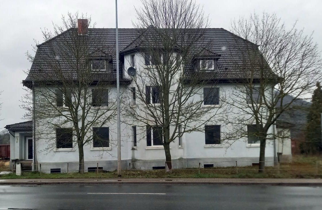 Een vrijstaande Villa in duitsland waar alles mogelijk is, Huizen en Kamers, Dorp, Bad salzungen, Woonhuis, 20 kamers
