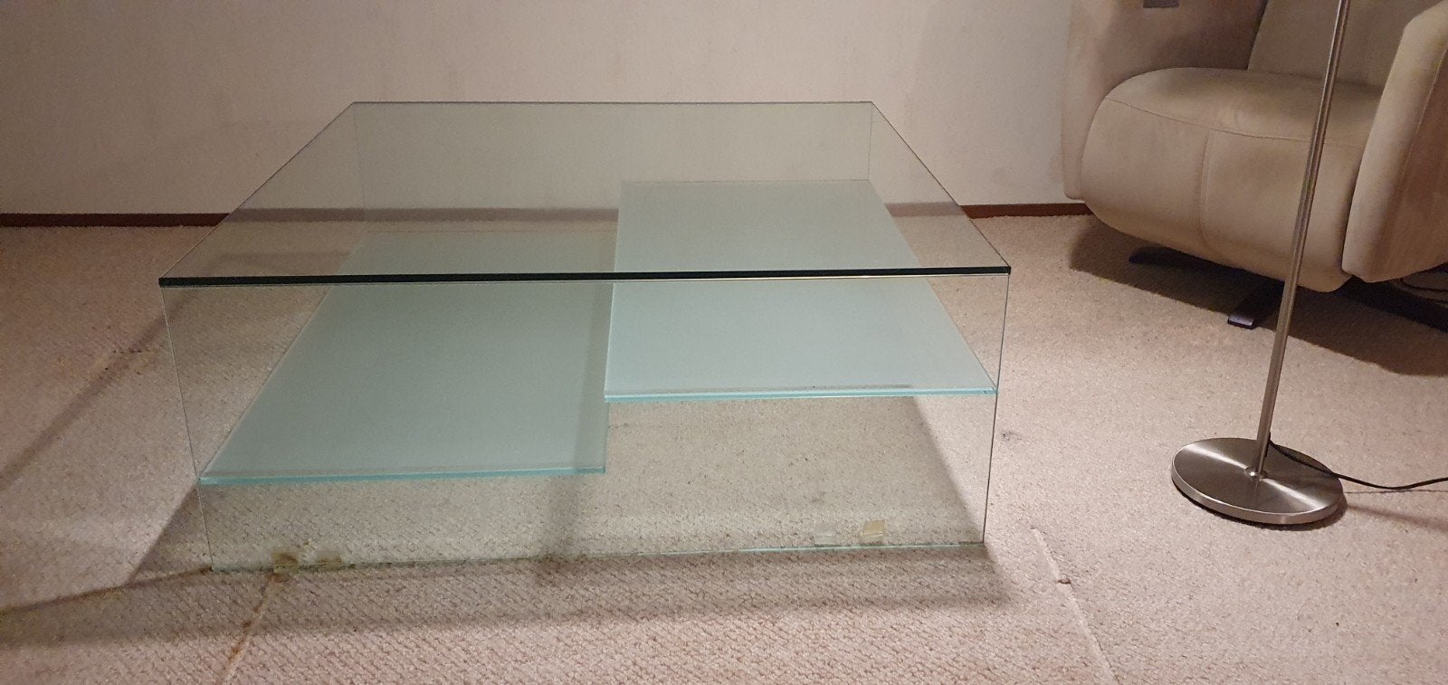 Gratis: massief glazen salontafel 100 x 100 cm, Ophalen, Gebruikt, Transparant, Vierkant