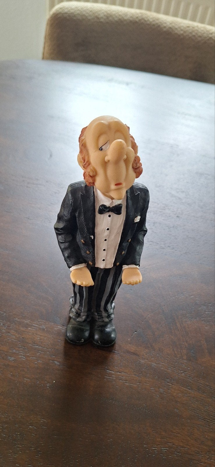 James the Butler beeldje, Verzamelen, Beelden en Beeldjes, Ophalen of Verzenden, Zo goed als nieuw