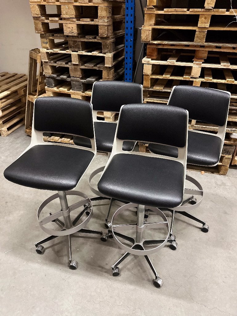 Gispen barkruk, Ophalen, Gebruikt, 60 tot 90 cm, 1 kruk
