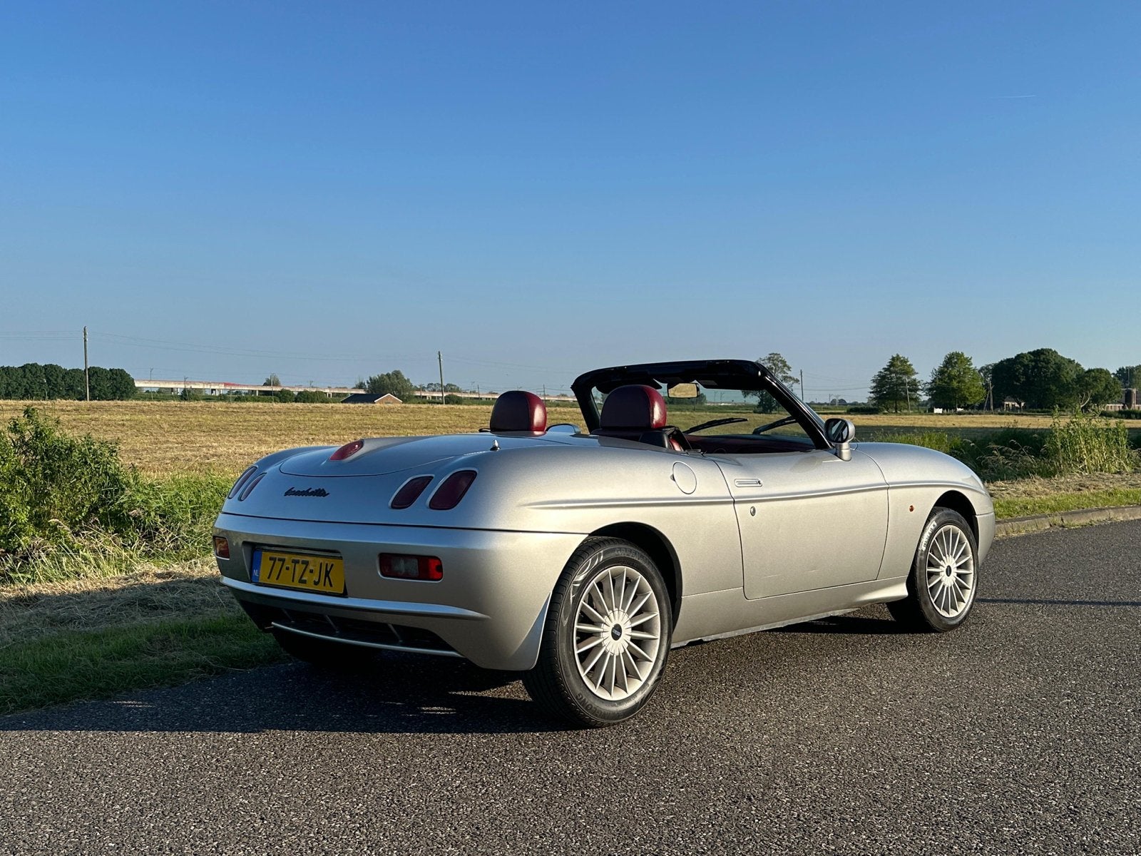 Fiat Barchetta cabrio 1.8 leren interieur cabriolet, Voorwielaandrijving, 450 kg, 40 €/maand, 4 cilinders