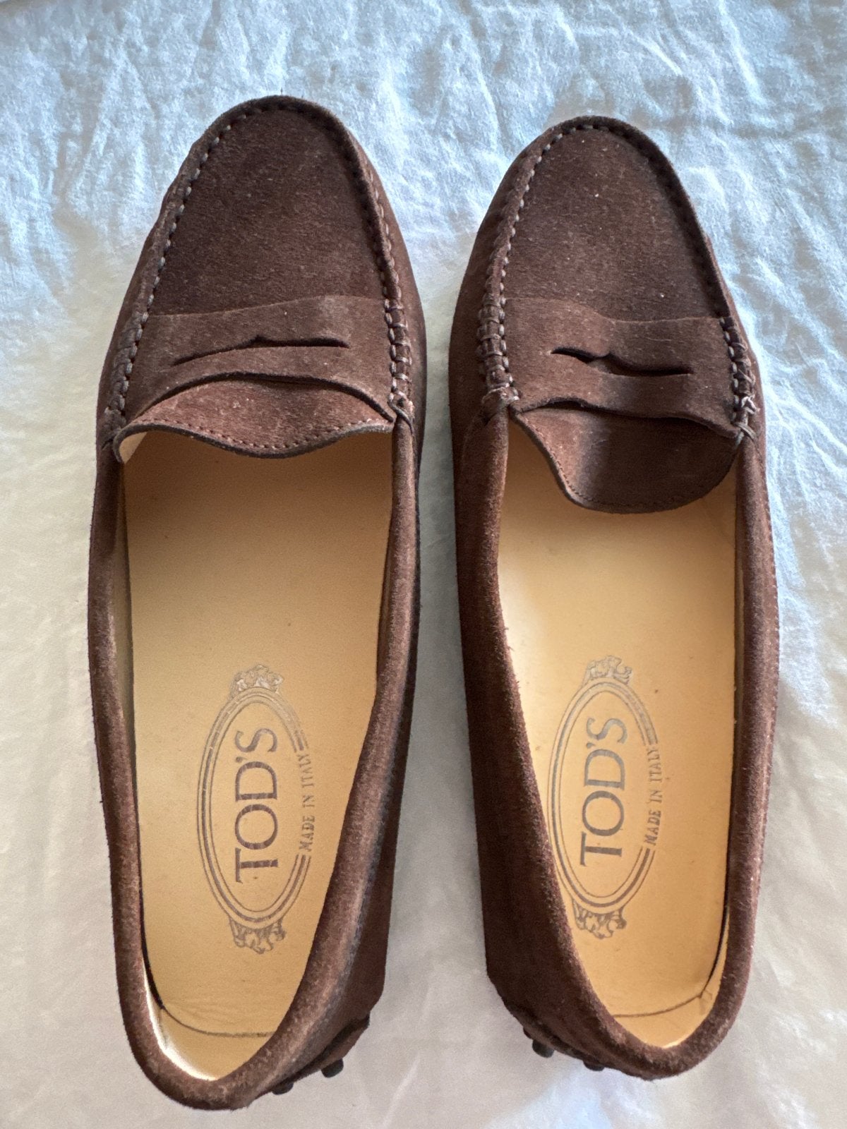 Tod's Loafers - Bruin Suède - Maat 39, Bruin, Instappers, Ophalen of Verzenden, Zo goed als nieuw