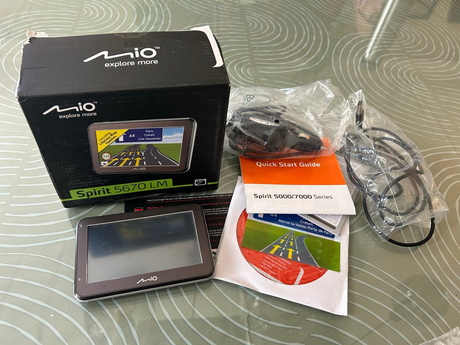 Mio Spirit 5670 LM Navigatiesysteem met Lifetime Updates, Ophalen of Verzenden, Gebruikt