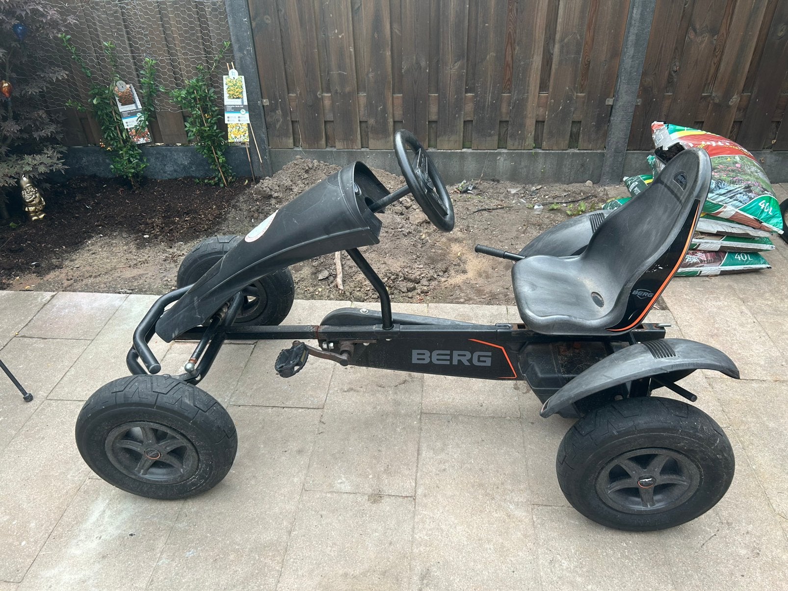 Berg Xl skelter Black Editie, Kinderen en Baby's, Ophalen, Gebruikt, Berg