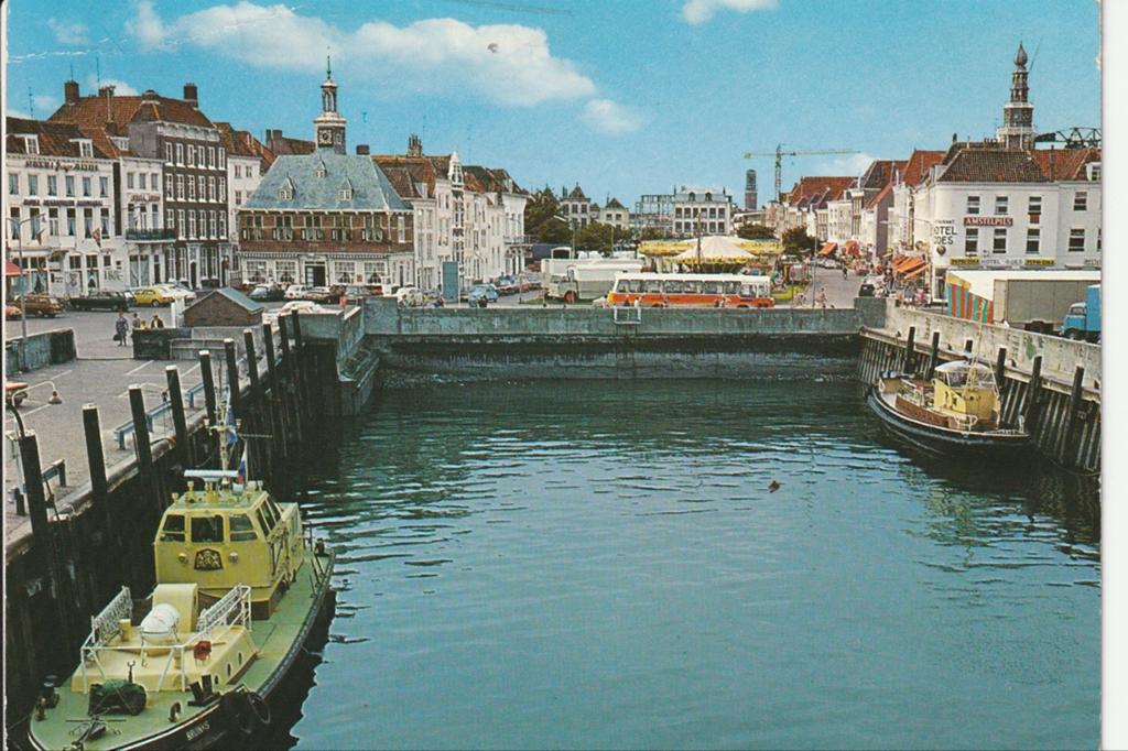 VLISSINGEN BELLAMYPARK BEURSGEBOUW LOODSBOTEN CN LEYLAND BUS, Ophalen of Verzenden, 1960 tot 1980, Gelopen, Zeeland