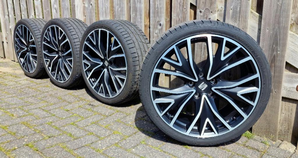 19" Cupra (Seat) Leon velgen nieuwstaat, Auto-onderdelen, Banden en Velgen, Banden en Velgen, Nieuw, 235 mm, Personenwagen