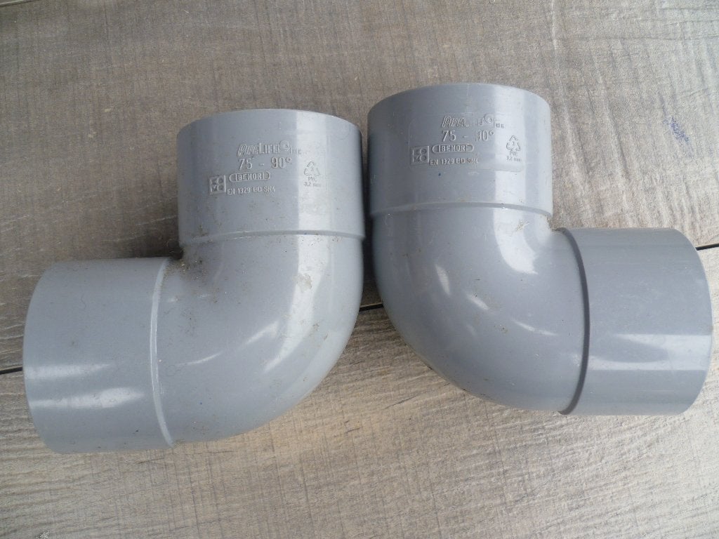 2 bochten van buizen, Ophalen, Bochten, Pvc, 60 tot 80 mm