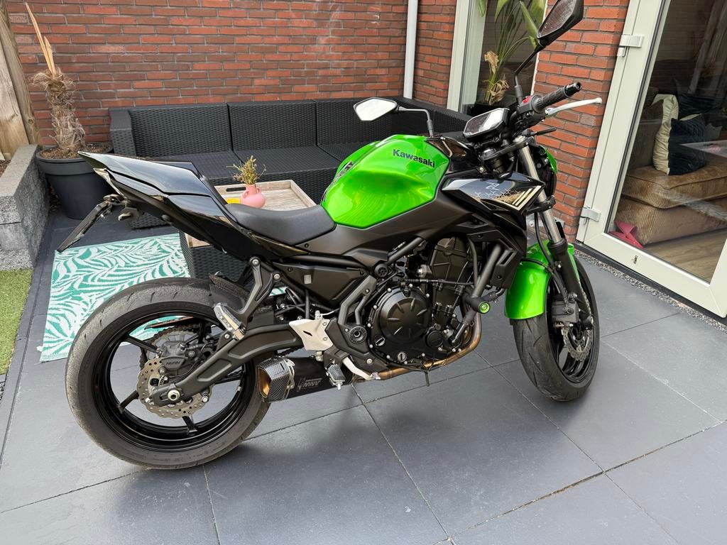 Kawasaki Z650 met Mivv uitlaat en Matrix knipperlichten, Motoren, Motoren | Kawasaki, Sportuitlaat, Gebruikt, Particulier, Naked bike