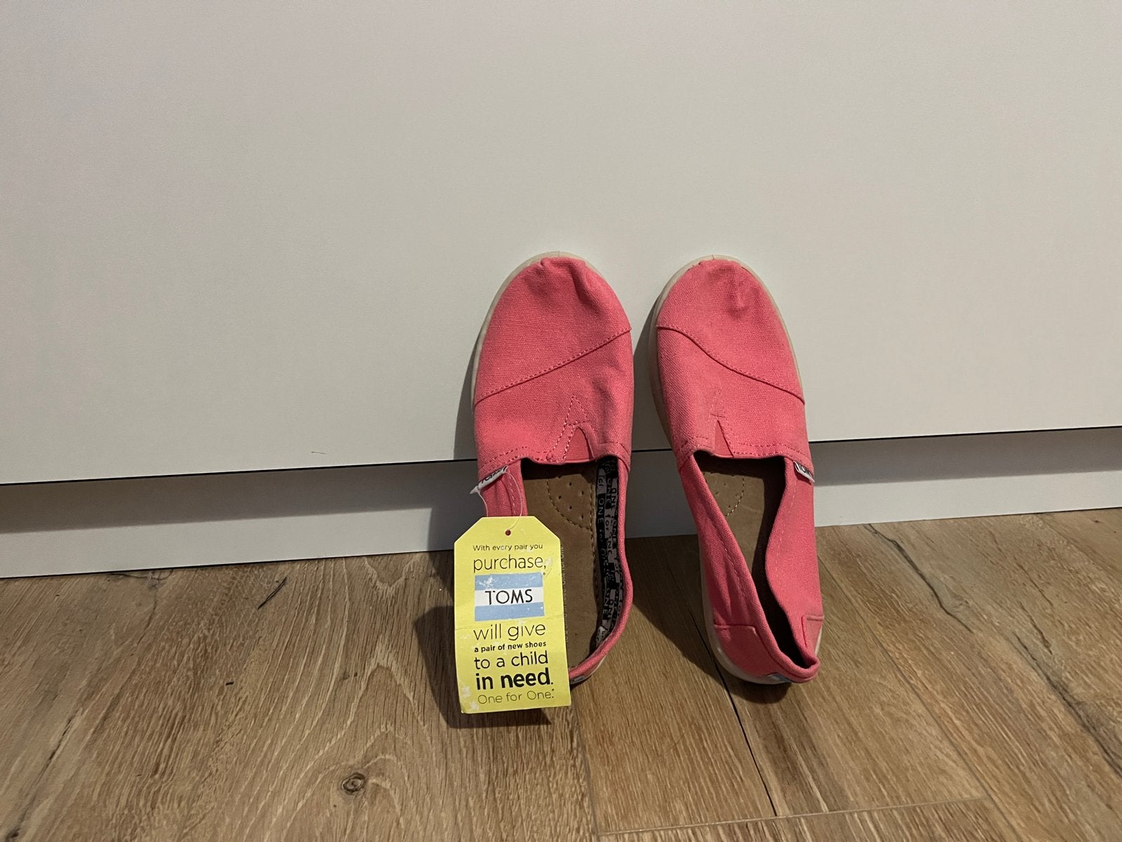 TOMS Roze Canvas Instappers - Maat 38 / size 5, Kleding | Dames, Schoenen, Ophalen, Nieuw, Roze, Instappers