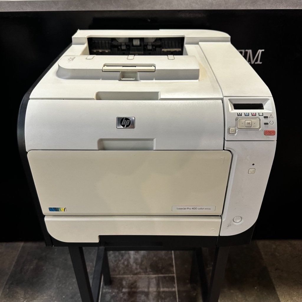 HP LaserJet Pro 400 Color M451DW Printer - Garantie, HP, Zo goed als nieuw, Support@hp.com, 1501 Page Mill Road
Palo Alto, CA 94304
USA