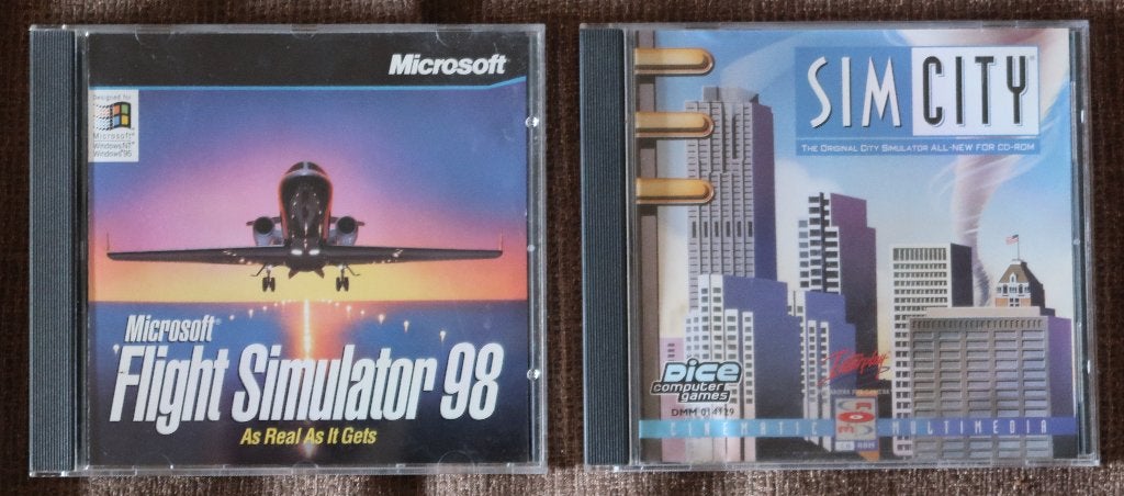 Sim City (MS-DOS) & Flight Simulator 98 CDROMS (Windows 9x), Computers en Software, Vintage Computers, Verzenden