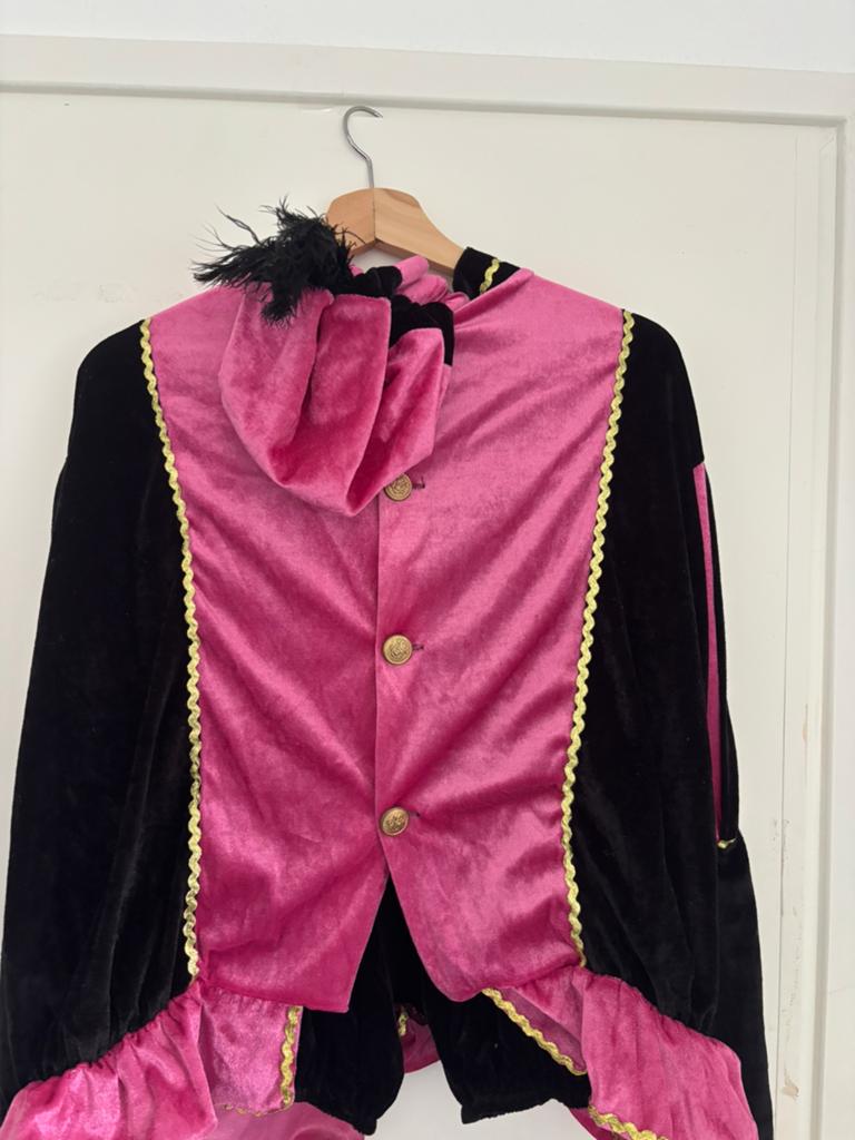 Pietenpak roze maat m, Diversen, Sinterklaas, Ophalen of Verzenden, Zo goed als nieuw