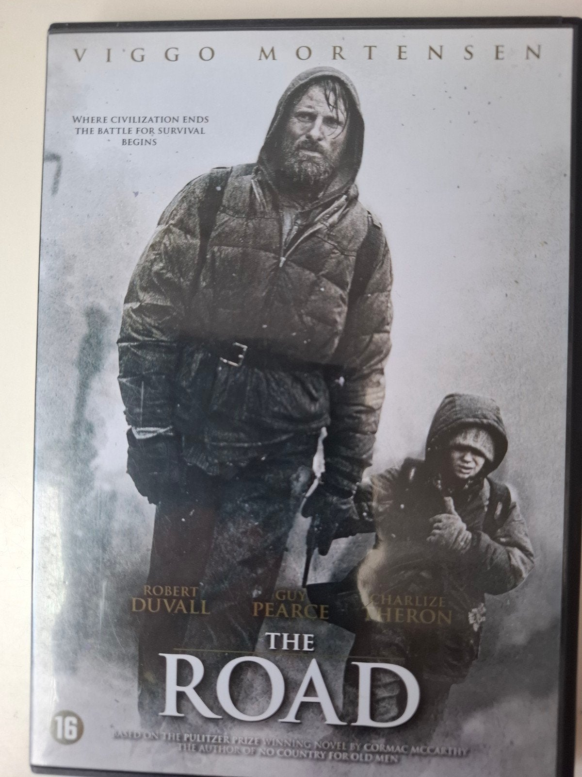 The road, Alle leeftijden, Ophalen of Verzenden, Zo goed als nieuw