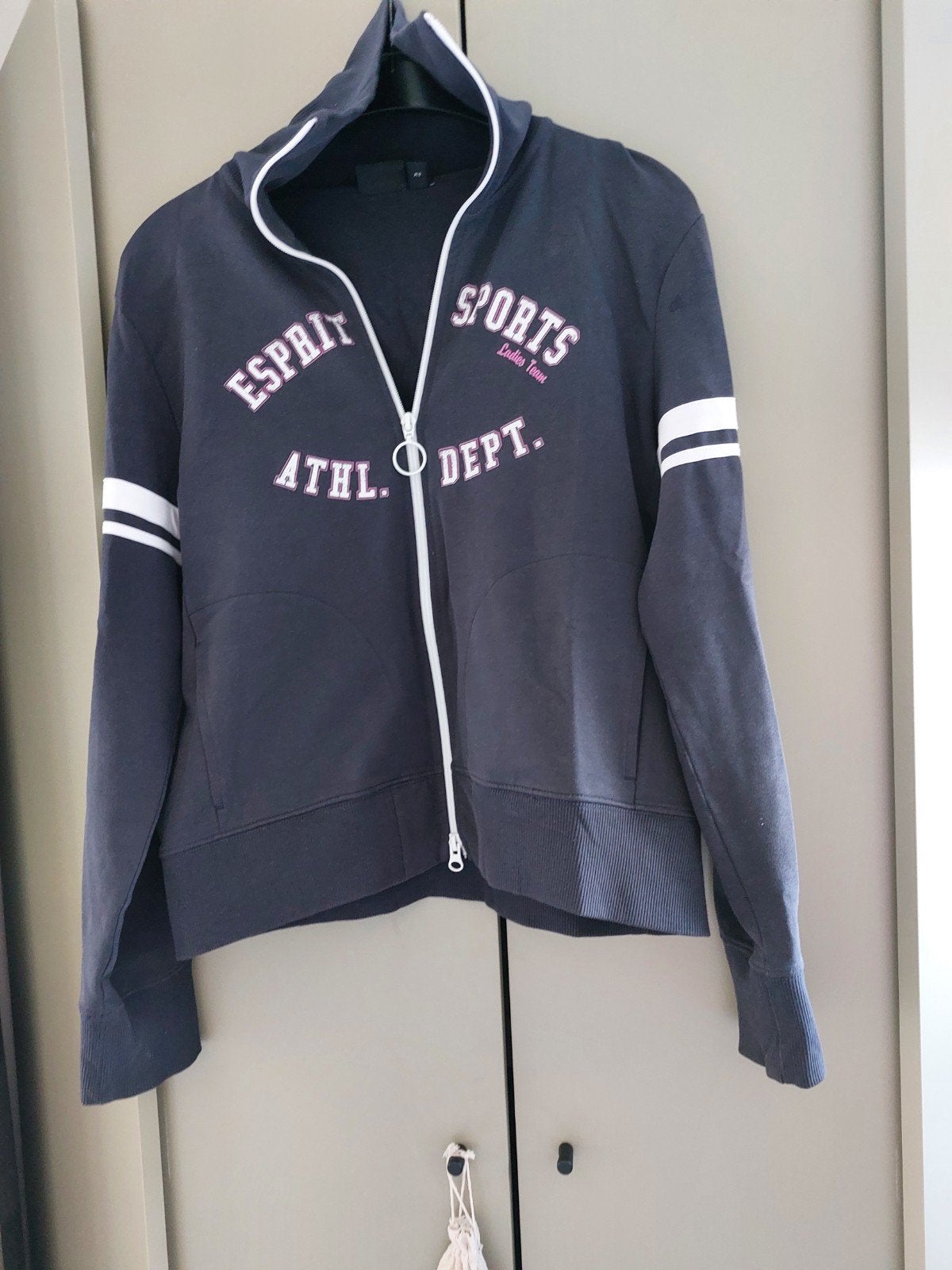 Esprit sportief  vest maat 40, Ophalen of Verzenden, Zo goed als nieuw, Maat 38/40 (M)