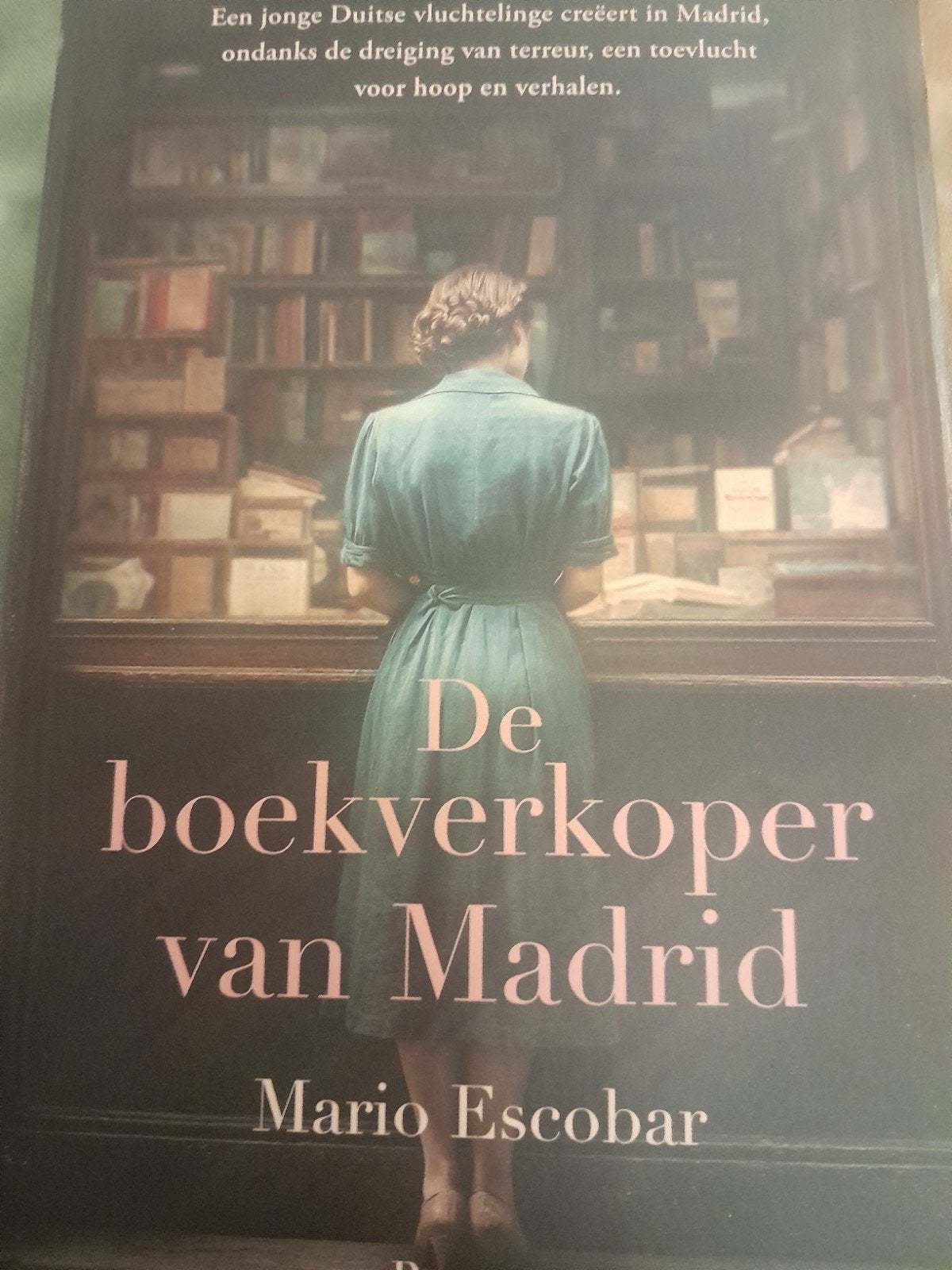 Mario Escobar - De boekverkoper van Madrid, Boeken, Ophalen of Verzenden, Zo goed als nieuw, Mario Escobar