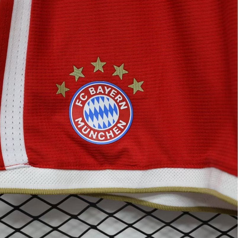 bayern München short, Groter dan maat XL, Ophalen of Verzenden, Nieuw, Broek