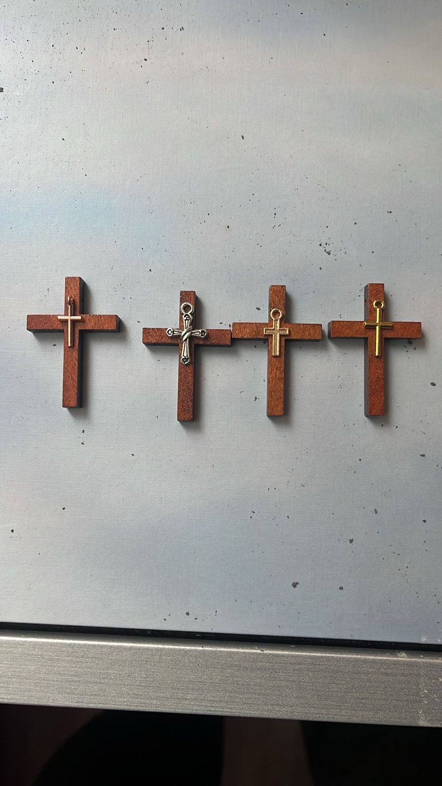Houten kruisjes met metalen accenten - Diverse stijlen, Verzamelen, Ophalen of Verzenden, Gebruikt, Overige typen, Christendom | Katholiek